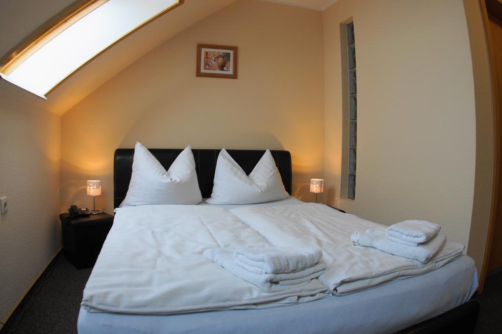 Waldhotel Bad Bibra Rum bild